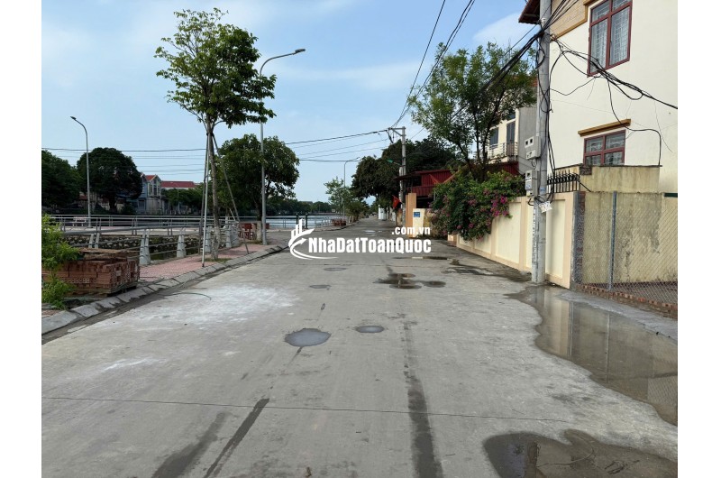 Bán 82m2 đất,đường thông ,ô tô tránh ,kinh doanh,Võng Xuyên Phúc Thọ Hà Nội